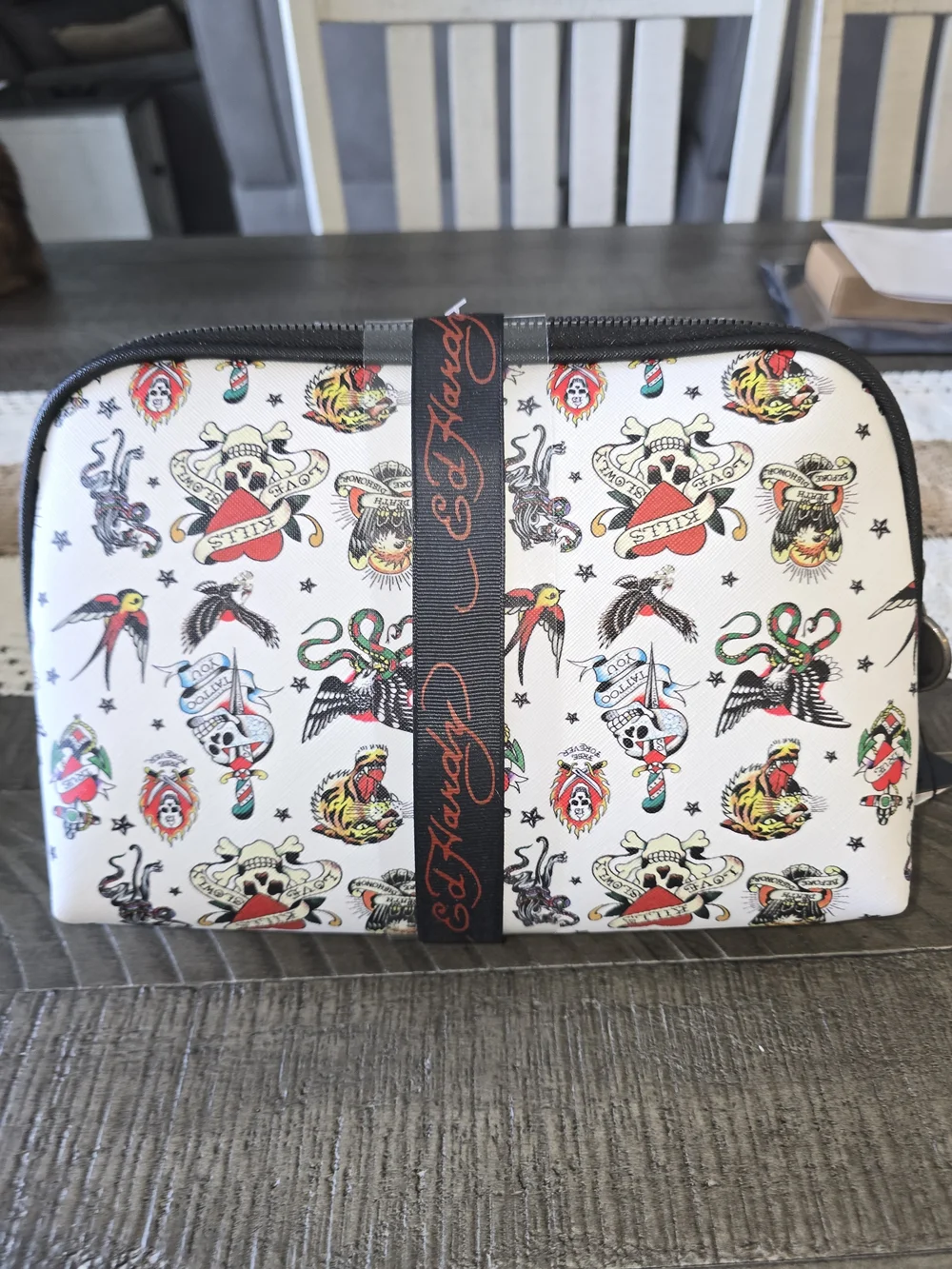 Ed Hardy NWT White Cosmetic Pouch Set with Red Heart Tattoo Graphic